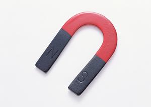 様々な形が用意してある紙の専門家